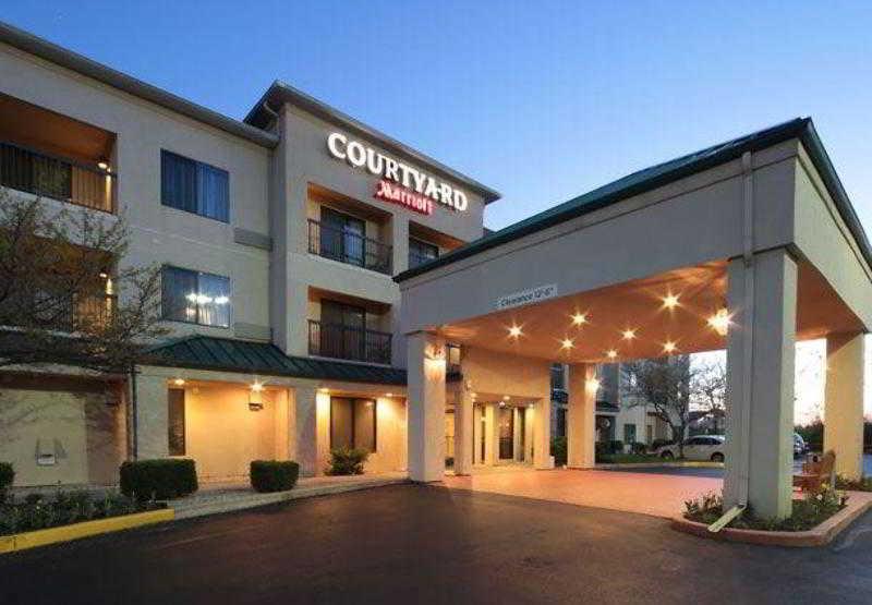 Courtyard By Marriott Dayton North Hotel Servicios foto